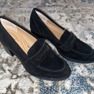 Hush Puppies Lolly Pump Heeled Loafers Black Suede LIKE NEW